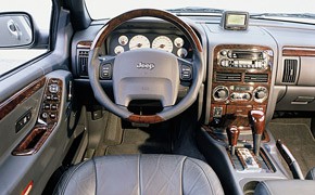 Jeep Grand Cherokee Cockpit