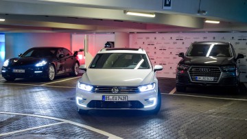 Autonomes Parken: Volkswagen testet am Hamburger Flughafen