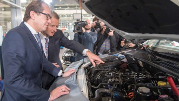 Dobrindt: Bei VW-Rückruf folgen im März Passat-Modelle