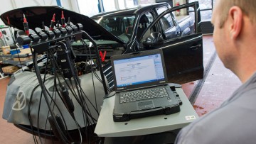 Abgasreinigung bei älteren Diesel: Vier Autobauer reichen Software-Updates ein