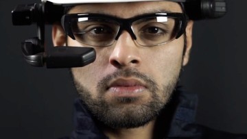 Digitales Autohaus: Dialogannahme per VR-Brille