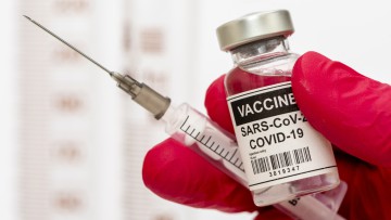 Corona-Impfkampagne in Baden-Württemberg: Drei Projekte in Handwerksbetrieben gestartet