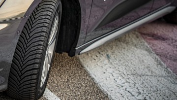 ADAC-Tests ausgewertet: Viel Abrieb durch sportliche und breite Reifen