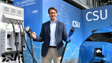 Elektroautos: Scheuer will Prämie deutlich anheben 