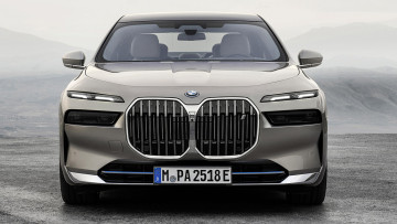 BMW i7 (2023)