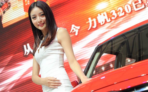 Auto Shanghai 2013 - Girls