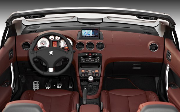 Peugeot 308 CC Cockpit