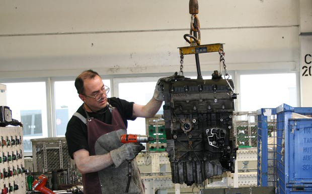 Aufbereitung Austauschmotor VW-Werk Kassel