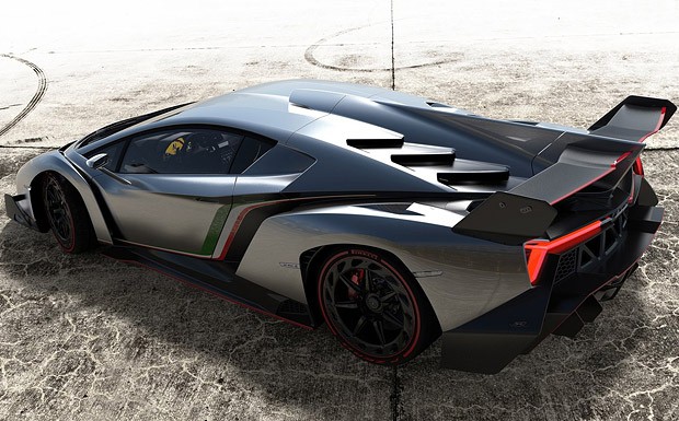 Lamborghini Veneno: Italienischer Überflieger