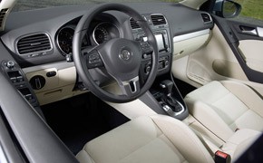 VW Golf 6 Fahrerfußraum