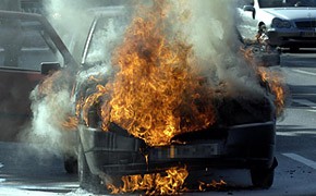 Motorbrand: Geld zurück auch bei altem Gebrauchtwagen