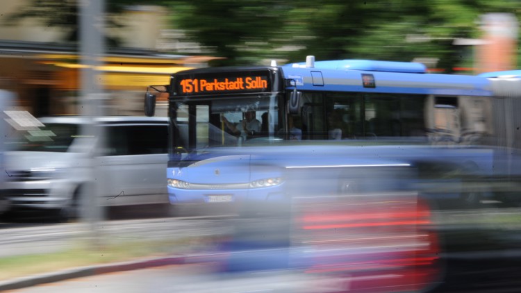 TÜV-Statistik: Busse werden immer sicherer
