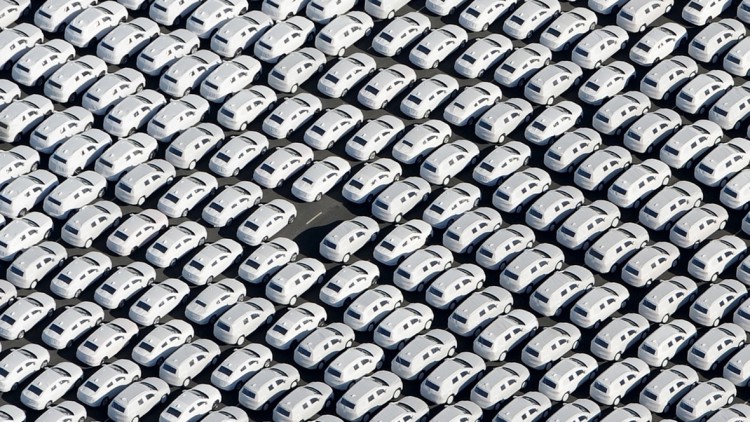 Ifo-Befragung: Stimmung in der Autobranche weiter angespannt