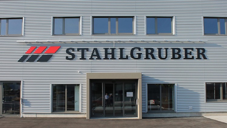 Werkstattausrüster: Stahlgruber erweitert Verwaltungsgebäude