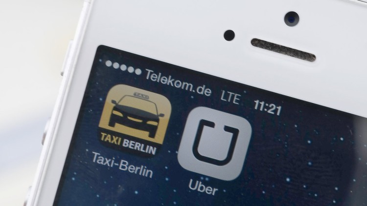Fahrdienst Uber Taxi App Smartphone