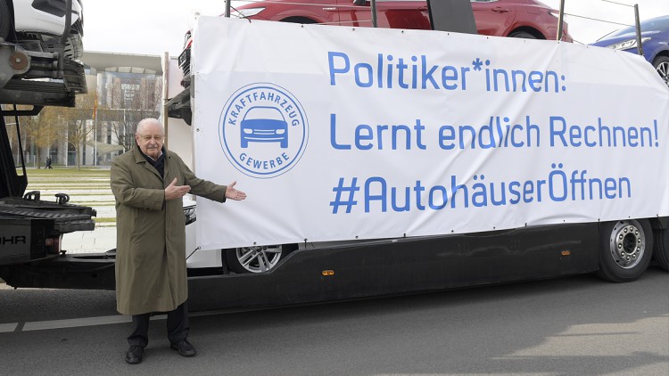 Bundesweite Öffnung des Autohandels gefordert: ZDK protestiert vor dem Kanzleramt