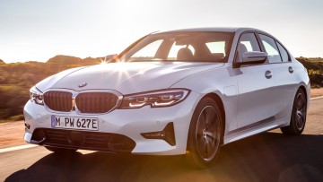 Fahrbericht BMW 330e Plug-in-Hybrid: Sparsam, aber nicht spaßarm