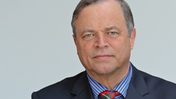 Prof. Hannes Brachat
