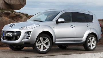 Modelljahr 2012: Sanfte Aufwertung für Peugeot 4007