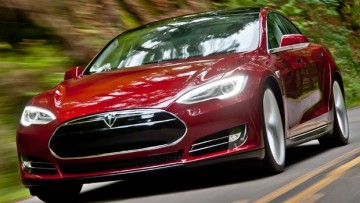 Neue Aktien: Daimler-Anteil an Tesla sinkt weiter