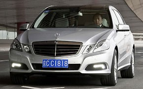 Auto China 2010: Mercedes zieht E-Klasse in die Länge