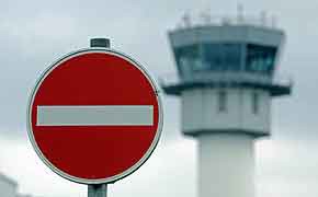 Aschewolke: BMW unterbricht Produktion wegen Flugverbot
