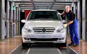 Daimler-Betriebsrat: Arbeitsverkürzung soll auf den Prüfstand