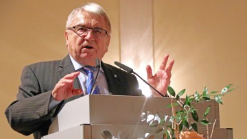 "Sir" Klaus Dieter Breitschwert: Einem Großen zum 80. Geburtstag