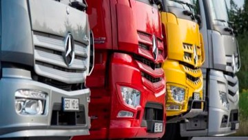 Daimler: Lkw-Verkäufe 2015 leicht gestiegen