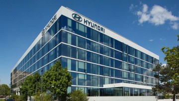 Hyundai Motor Deutschland Zentrale; Hyundai-Zentrale; Hyundai-Logo