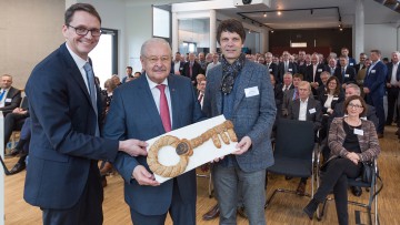 Kfz-Gewerbe Hessen eröffnet neuen Verbandssitz: "Viel besser geht es nicht"
