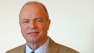Prof. Hannes Brachat
