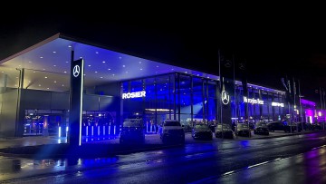 Mercedes-Handel: Rosier Gruppe eröffnet "Wohfühl-Autohaus"