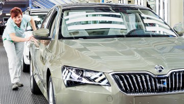 VW-Tochter betroffen: Skoda muss Produktion wegen Chipmangel drosseln