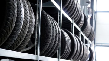 Leicht und weit rollen: Spezielle Reifen für Elektroautos