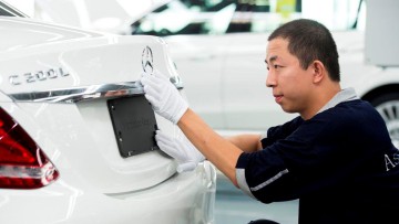 Oberklasse: Daimler reduziert Ersatzteile in China deutlich
