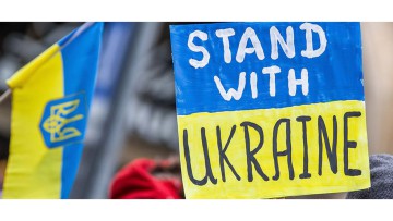 "Stand with Ukraine": Kriegsfolgen für deutsche Versicherer gering