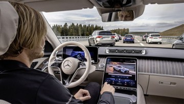Mercedes Drive Pilot in S-Klasse und EQS: Wenn der Stau zur Oase wird