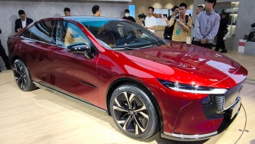 Auf der Auto China 2024 in Peking feierte der Mazda EZ-6 seine Premiere