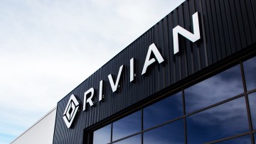 Weitere Fabrik geplant: Tesla-Rivale Rivian verfehlt Produktionsziel 