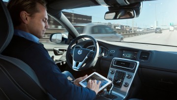Volvo Roboterauto autonomes Fahren Autopilot