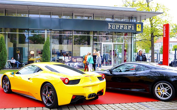 Thomas Sportwagen - neuer Ferrari-Showroom