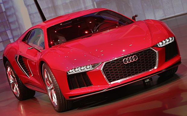 Nanuk Quattro Concept: Audi fährt Zehnzylinder-Sportwagen vor