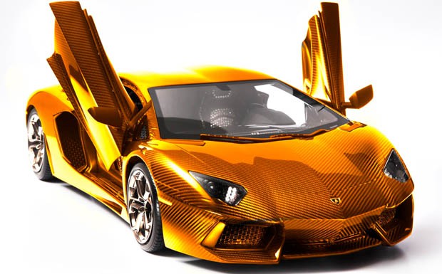 Vergoldetes Modellauto Lamborghini Aventador