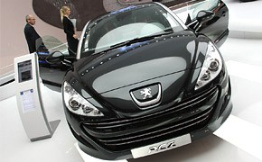 Online-Umfrage: Peugeot RCZ ist "Gay Car 2011"