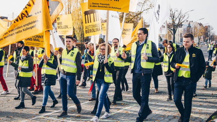 Autohaus Berolina Gruppe: Demonstration für neue Kollegen