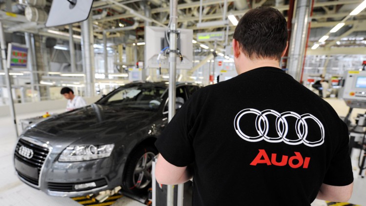 Mitarbeiter Audi Werk in Neckarsulm