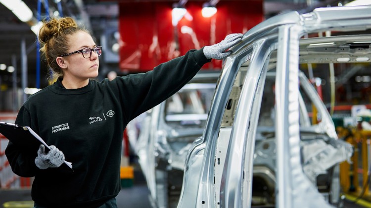 Großbritannien: Autoproduktion um ein Drittel eingebrochen
