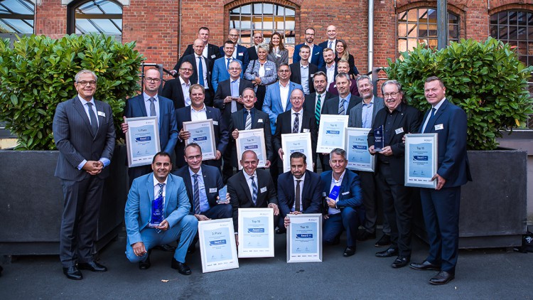 Award für Kundenzufriedenheit 2018: Autohaus Jacobs in Alsdorf holt Platz eins