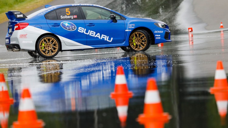Sportlimousine: Subaru WRX STI auf der Zielgeraden